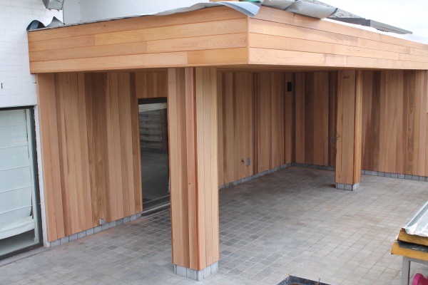 Terrasoverkapping + gevelbekleding Ceder | Staden - Dewilde houtconstructies